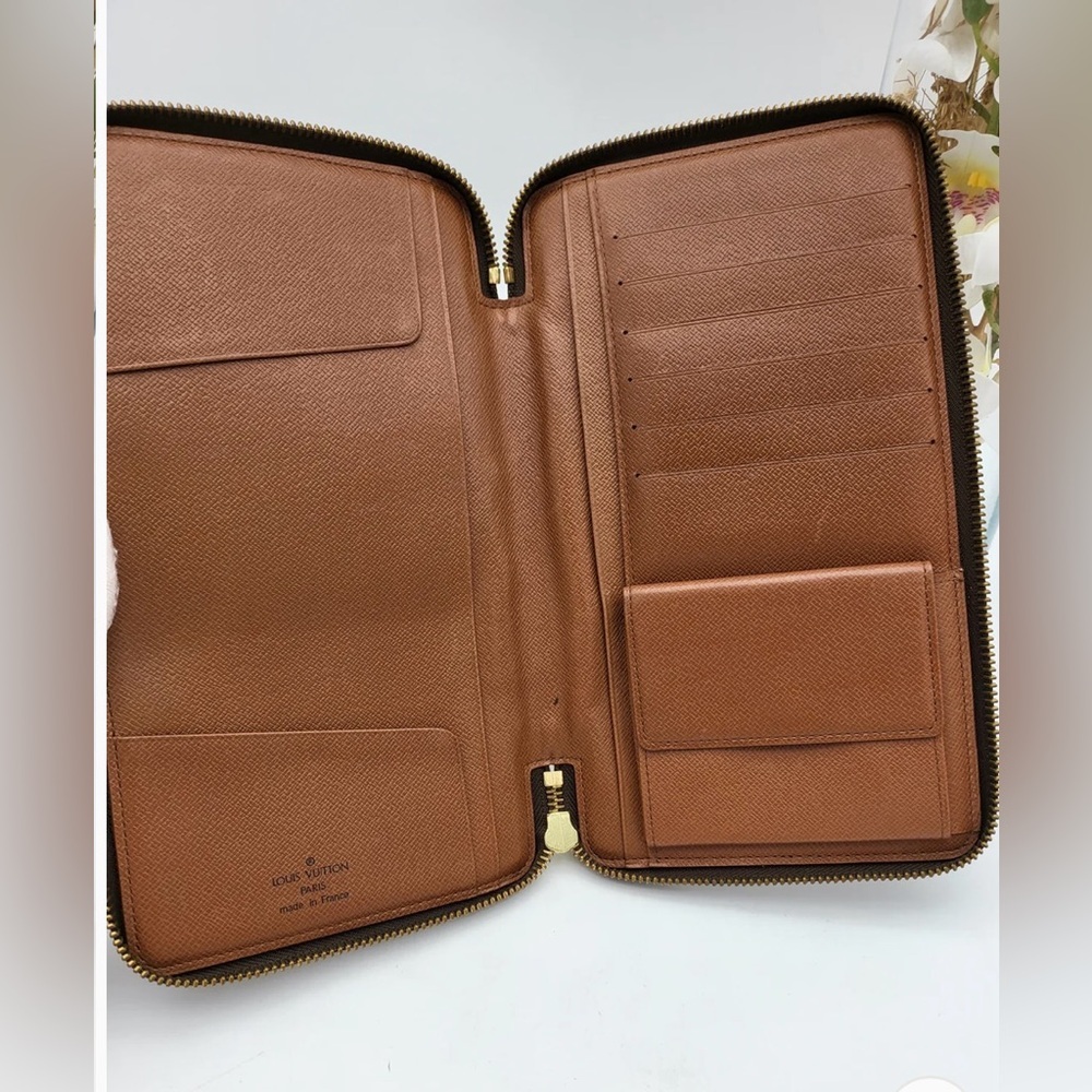Louis Vuitton Brown Monogram Wallet - Picture 11 of 16